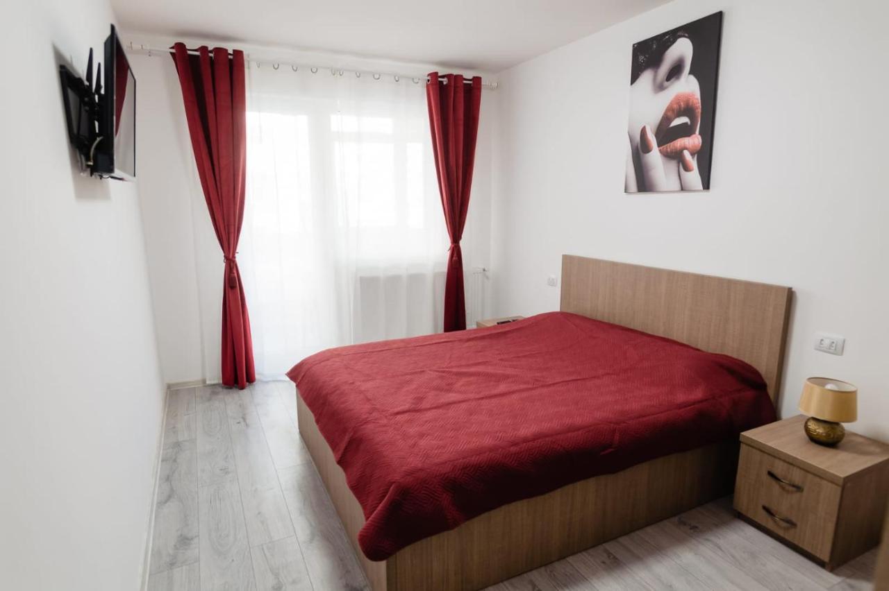 Home Sweet Home Bacau Luaran gambar